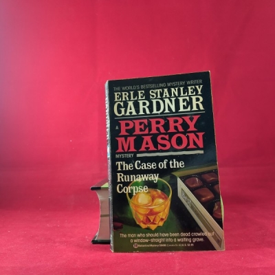Obrázek pro Gardner Erle - A Perry Mason mystery- The Case of the Runaway Corpse